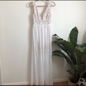 This is a re-posh- beautiful white Lulu’s dress